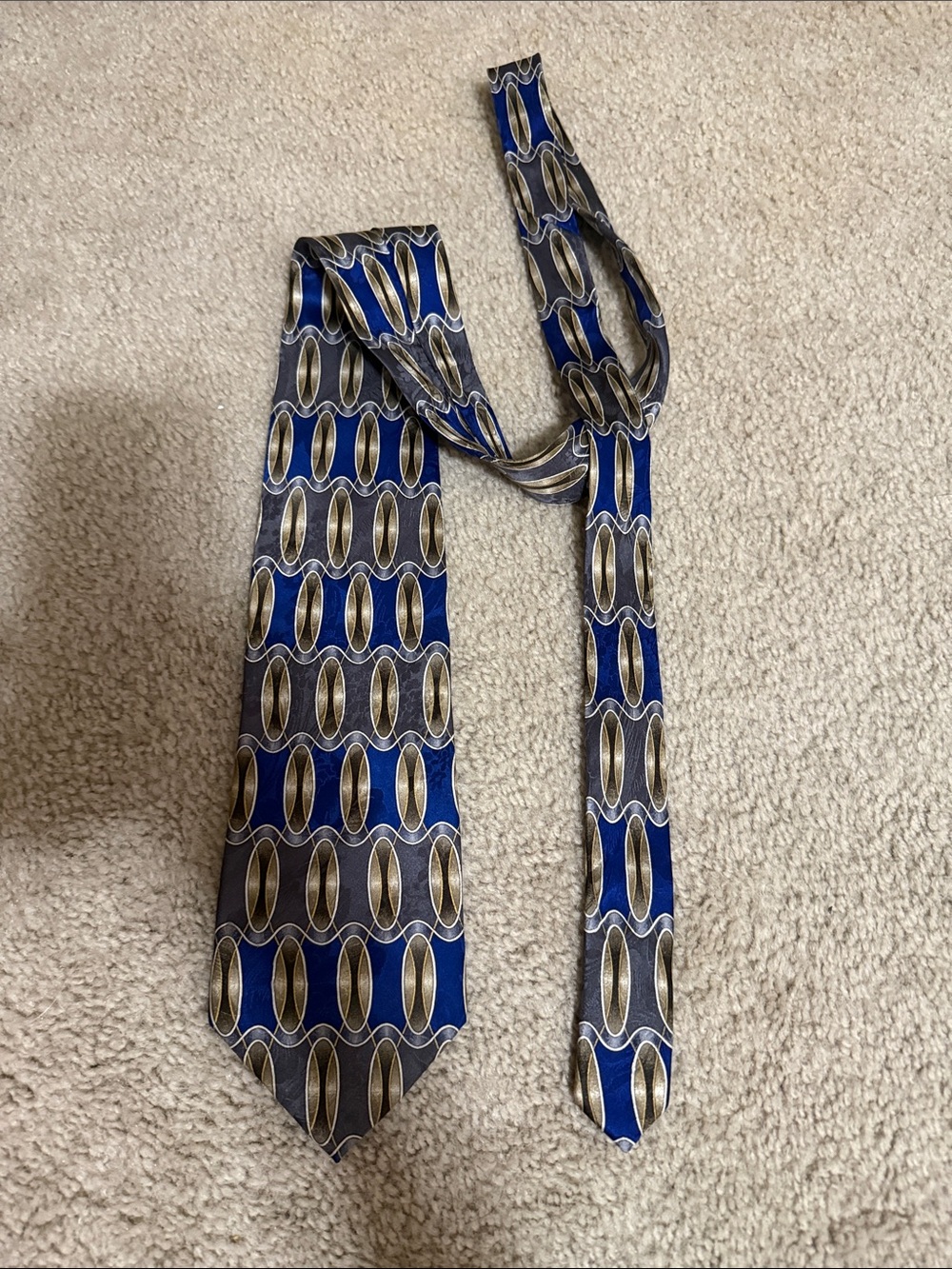 Men's Blue and Gray Geometric Pattern Tie